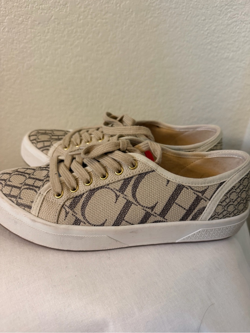 Carolina Herrera Beige Canvas Logo Low-Top Sneakers